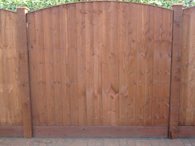 6ft x 4ft 6" Arch Top Feather Edge Fence Panel