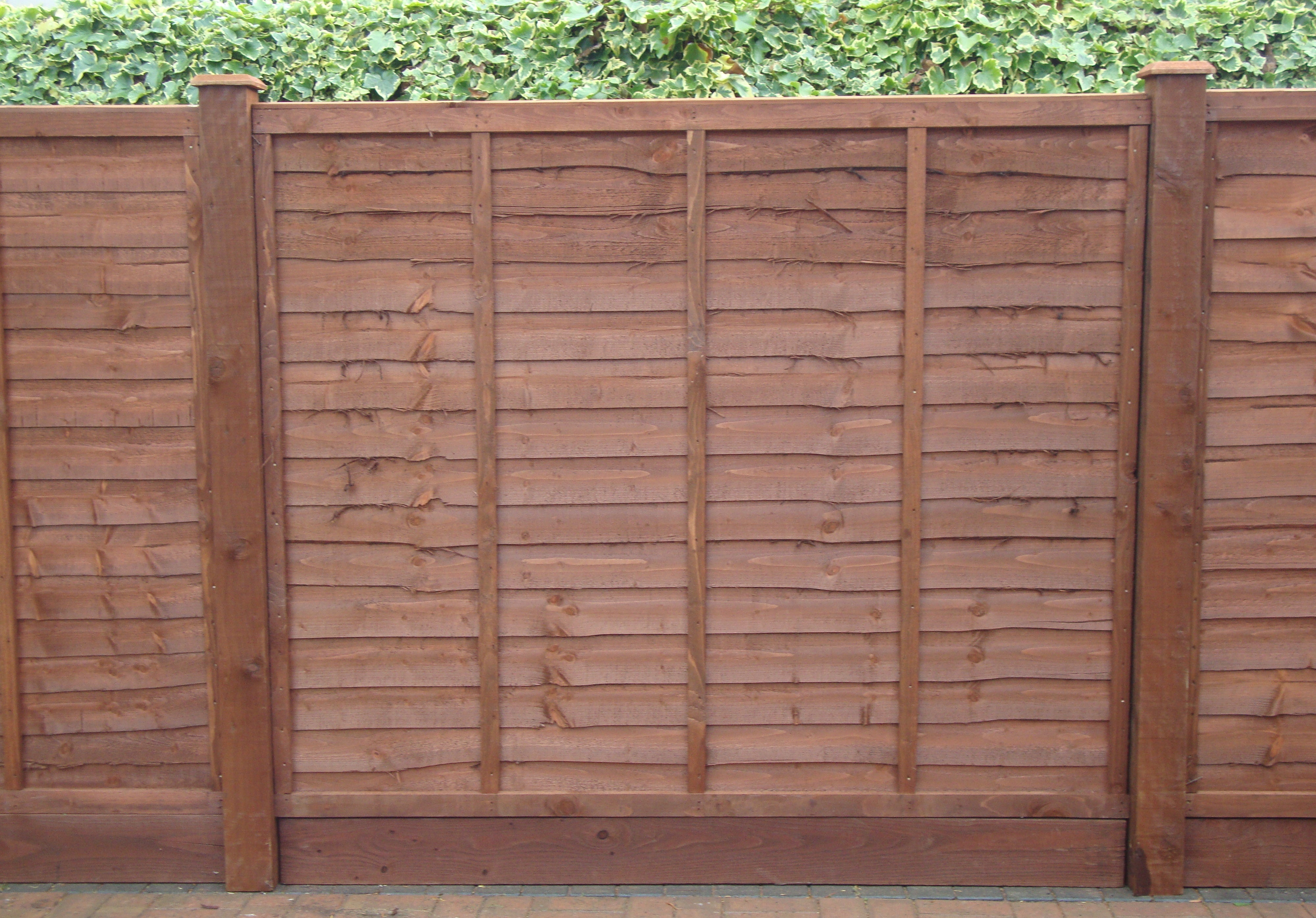 6ft x 5ft Waney Lap Fence Panel - Formby Timber Supplies Ltd