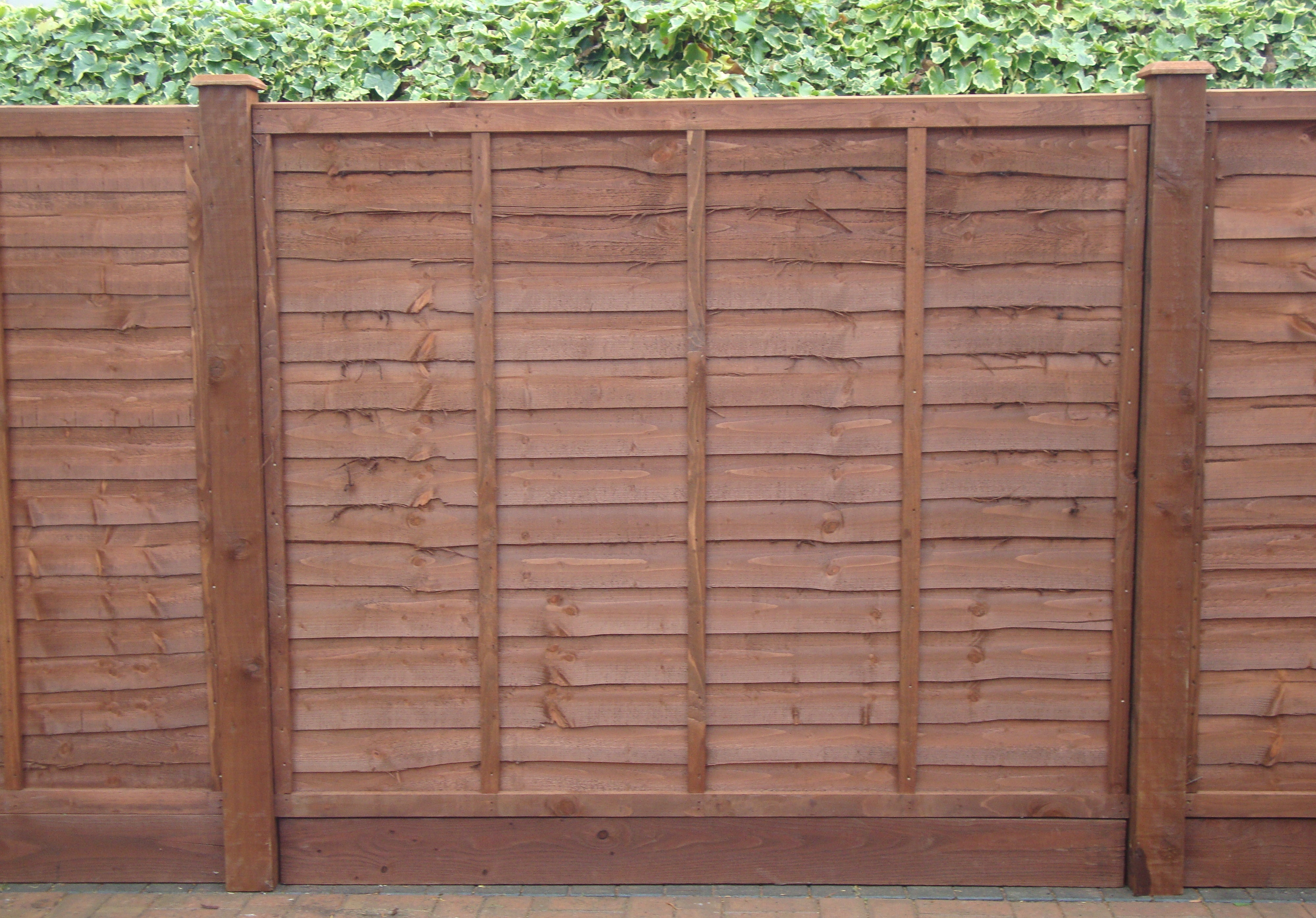 Timber Lapping Panel 6ft x 5ft Waney Lap Fence Panel - Formby Timber Supplies Ltd